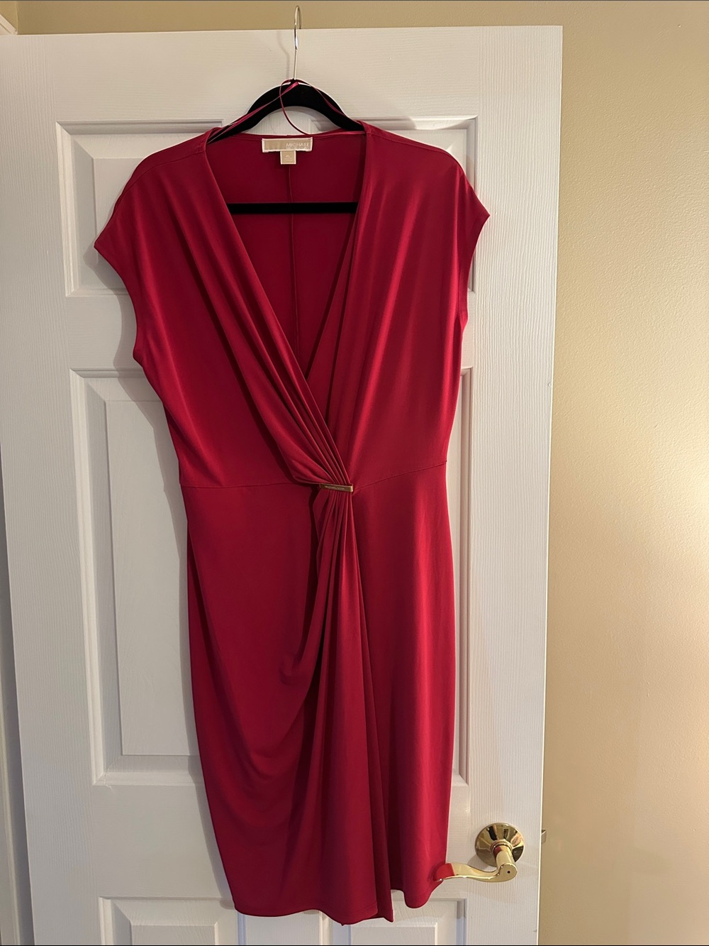 Michael Kors Berry Faux-Wrap Midi Dress with Twist Detail